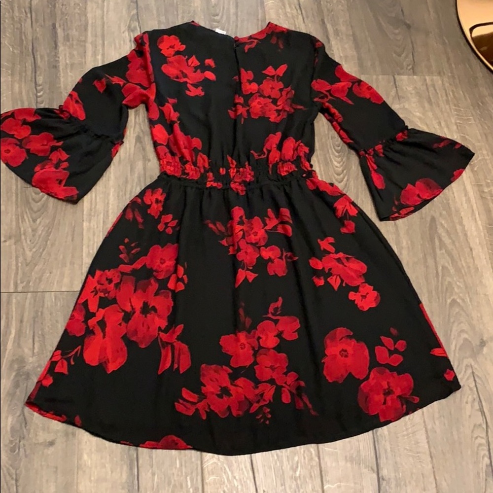 H&M floral dress Sz 4 - Picture 2 of 9